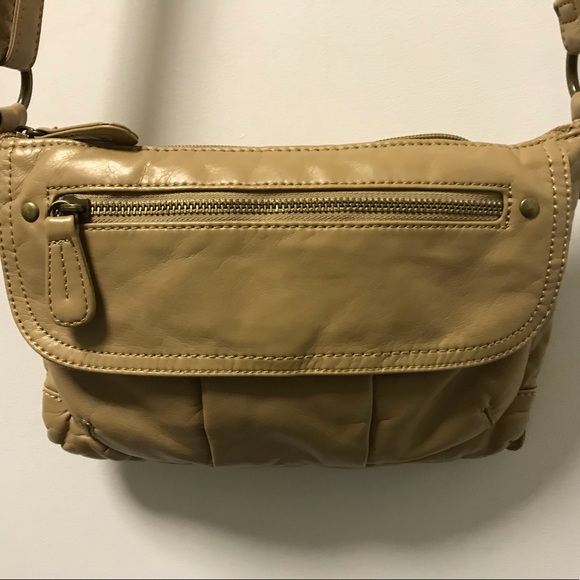 Bueno Handbags - Cute Soft Leather Crossbody!